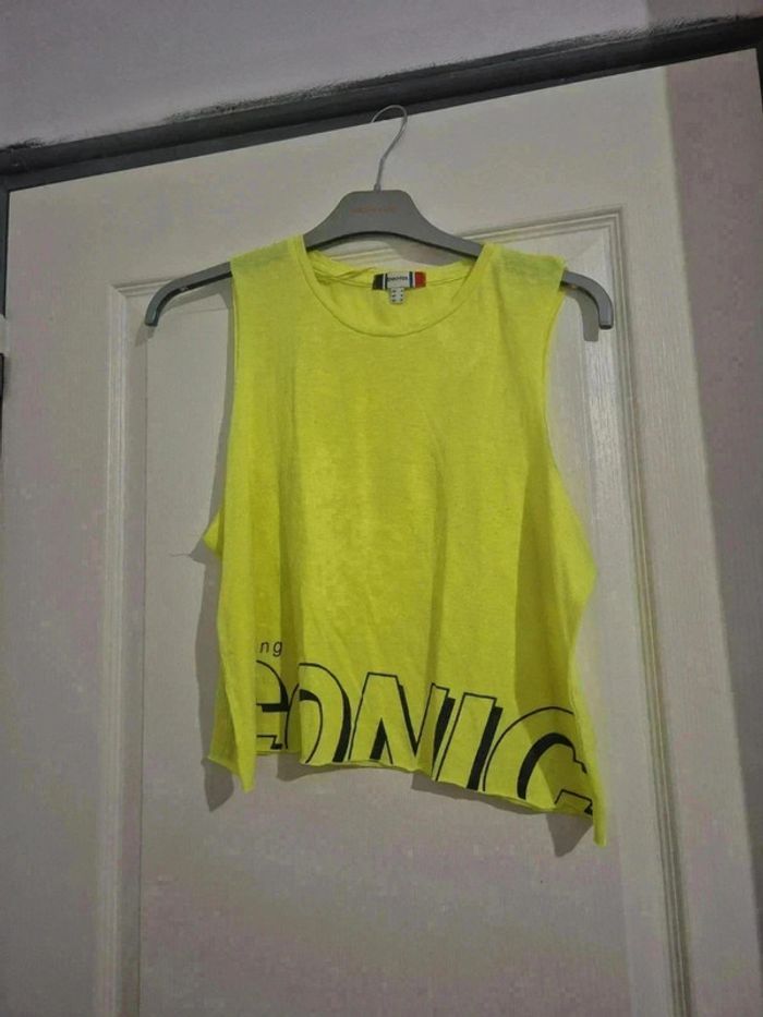 Tee shirt