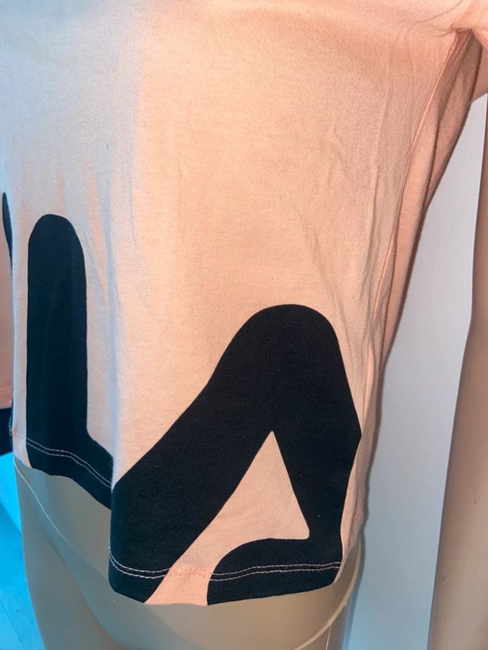 🌼T shirt crop top Fila🌼 - photo numéro 3