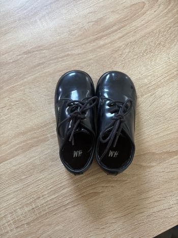 Soulier enfants pointure 24