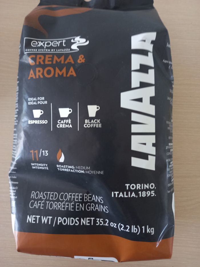 Vend paquet en grain neuve lavazza 1 kg - photo numéro 5