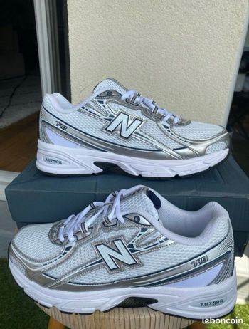 New balance 740 argenté gris 38