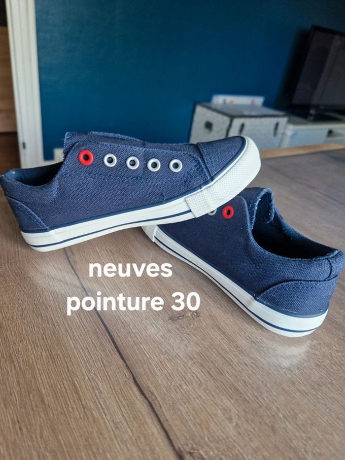 Tennis neuves 30
