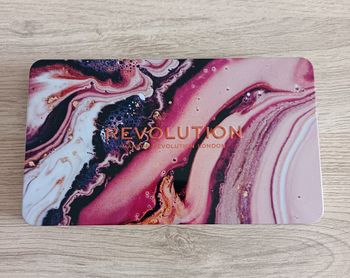 Palette de fards à paupières Makeup Revolution