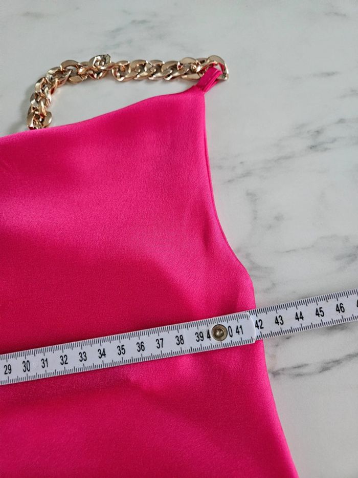 Made in Italy. Top fushia satiné bretelles dorée taille M - photo numéro 10