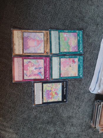 Lot de 5 cartes melfy