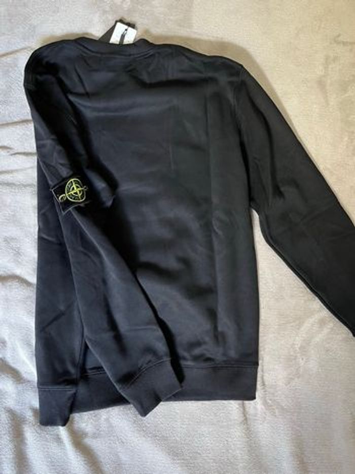 Pull stone Island noir M - photo numéro 2