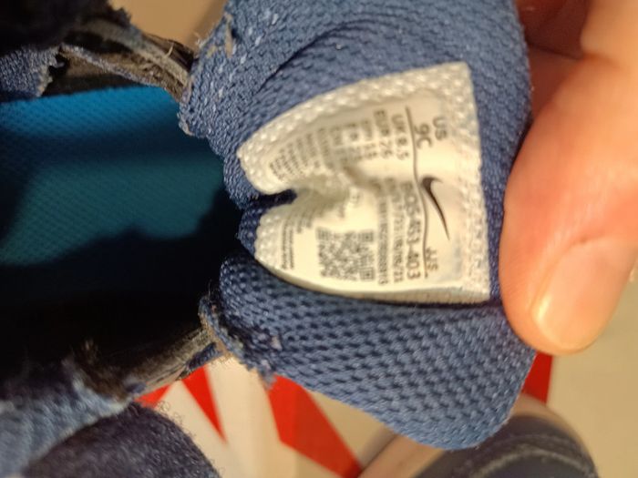 Chaussure enfant nike taille 25 - photo numéro 5