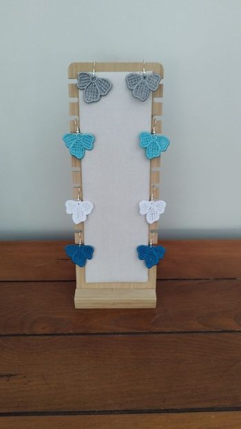 Boucles d'oreilles brodées