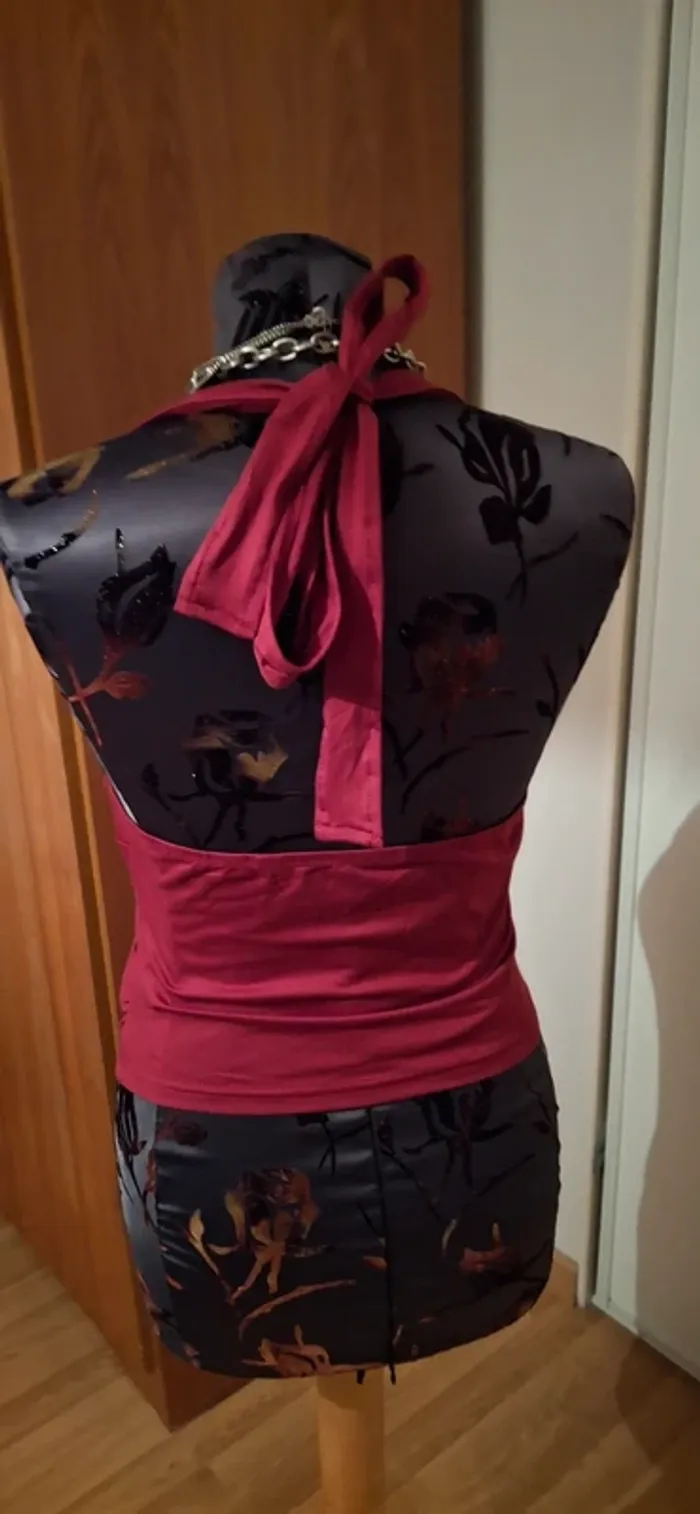 Top dos nu neuf Taille m - photo numéro 4