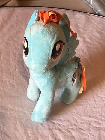 Petit Cheval Bleu Clair Poney Petites Ailes Crinière Queue Multicolore Peluche Petits Enfants Bébés