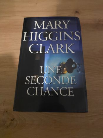 Mary Higgins Clark 📕