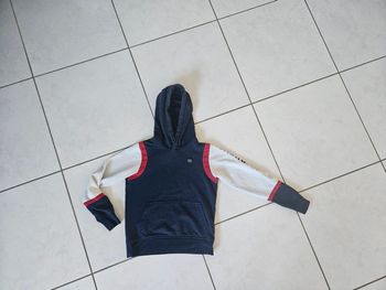 Sweat à capuche jack and Jones 10 ans U22