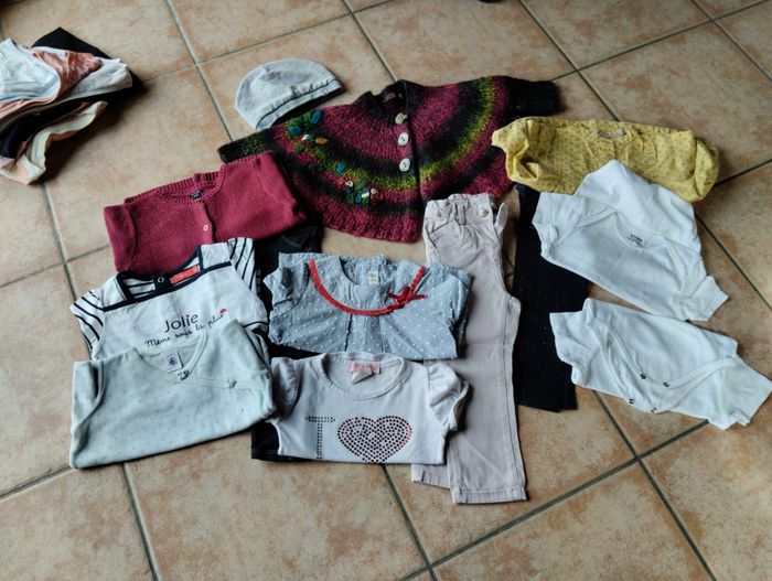 lot de 13 articles fille 24 mois 86cm