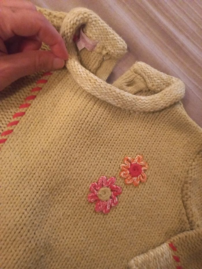 Beau pull d'hiver 24 mois - photo numéro 3