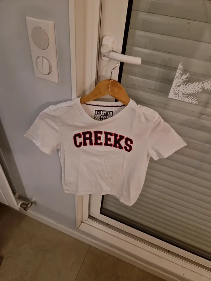 T-shirt creeks