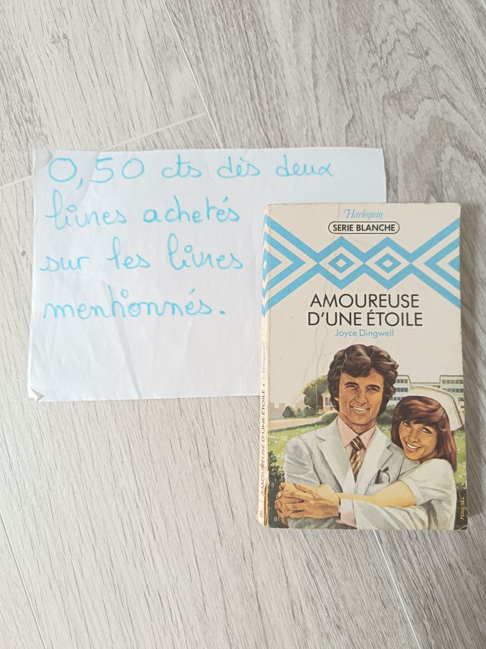 Livre Harlequin série blanche