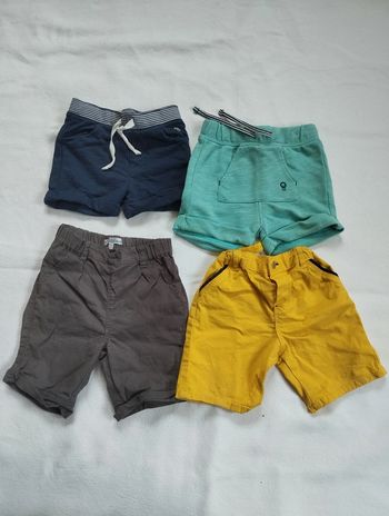 Lot shorts garçon 18 mois