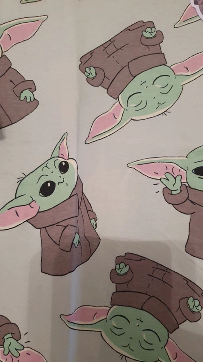 Chemise de nuit Star Wars Baby Yoda taille 38-40 - photo numéro 4