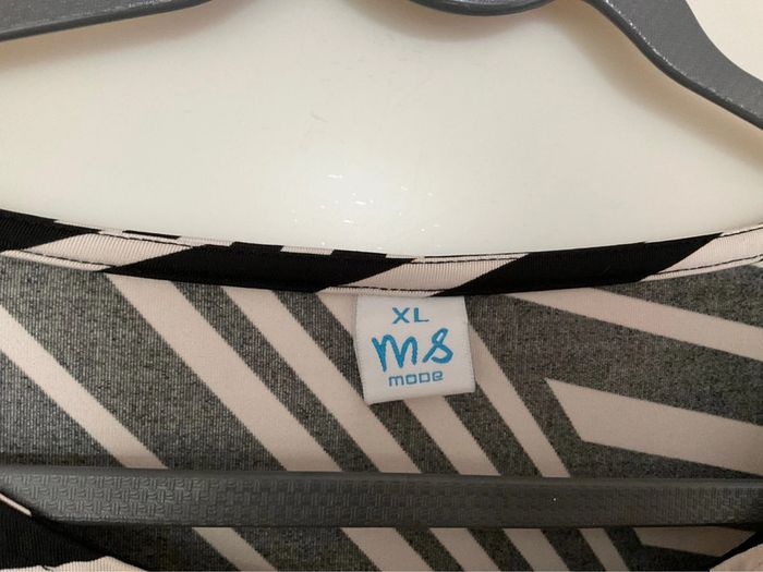 Robe noir et blanche MS Mode - photo numéro 2