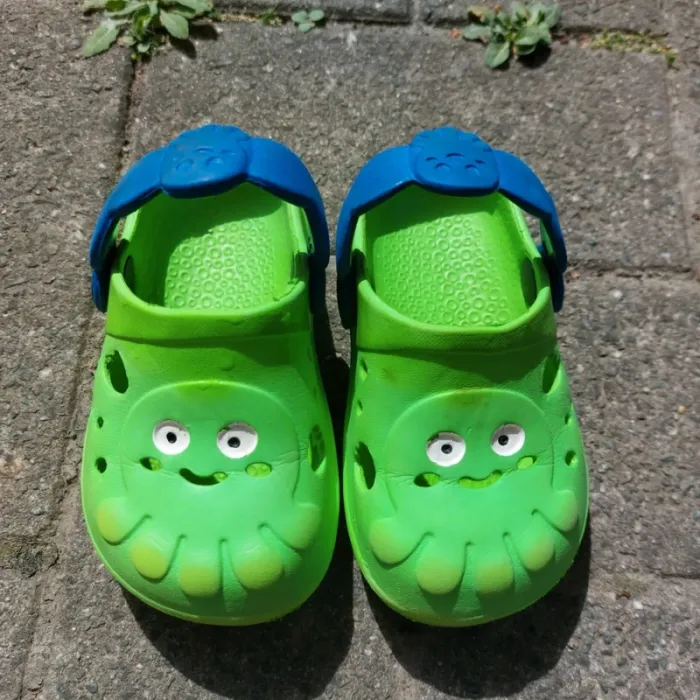 Crocs pointure 23 - photo numéro 2