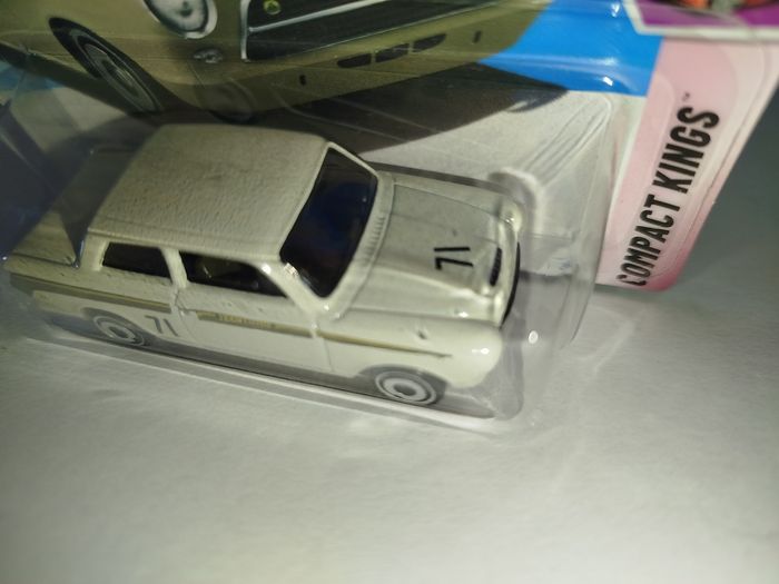 Hot Wheels Lotus Cortina 2025 - photo numéro 6