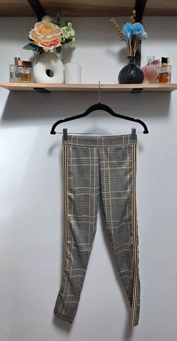 Legging Sport Graphique Noir Gris et Jaune Taille S/M