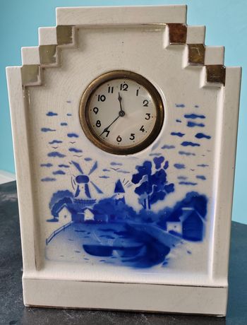 Pendule ancienne faïence V. B Septfontaines décor Delft bleu