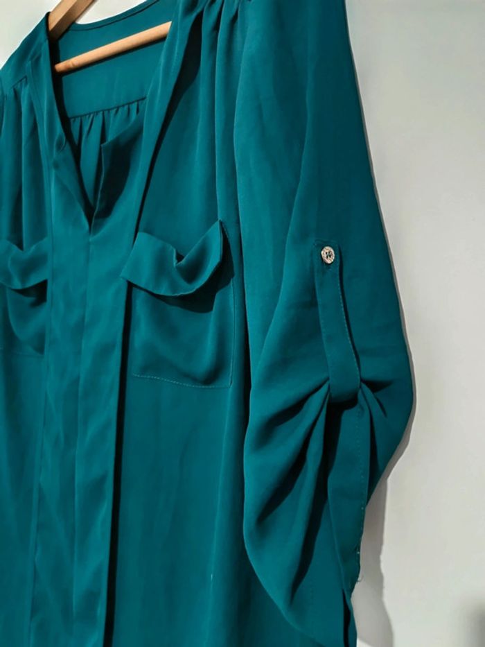 Blouse Chemise bleu canard fluide 38-40 - photo numéro 2