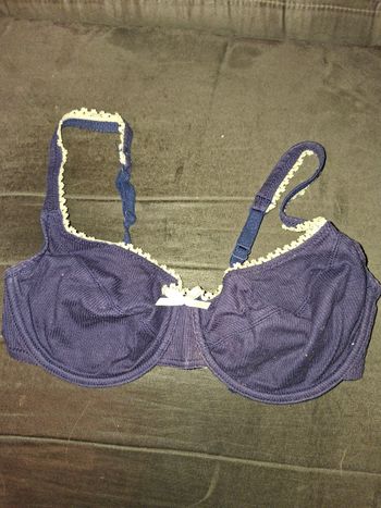 Soutien-gorge DIM 100% Coton – Bleu Marine & Dentelle – Confort – 85B