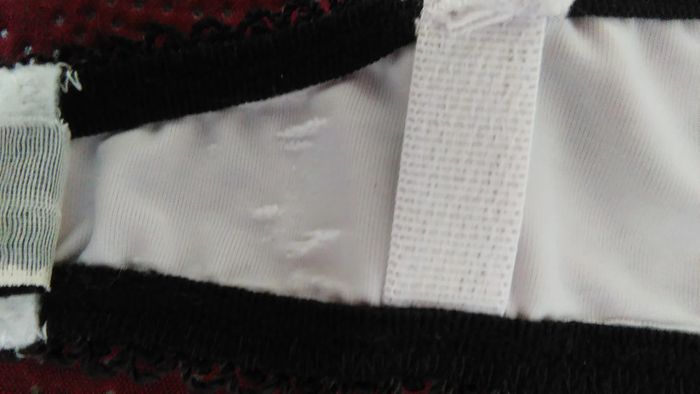 Soutien-gorge blanc et noir One Intimate - photo numéro 5