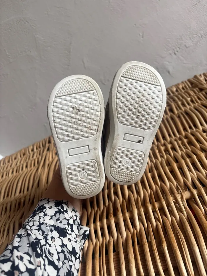 Chaussures à scratch pat et ripaton pointure 19 en très bon état - photo numéro 5