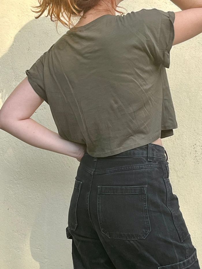 Crop top ample couleur kaki - photo numéro 9