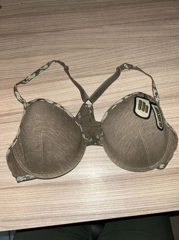 Soutien gorge militaire