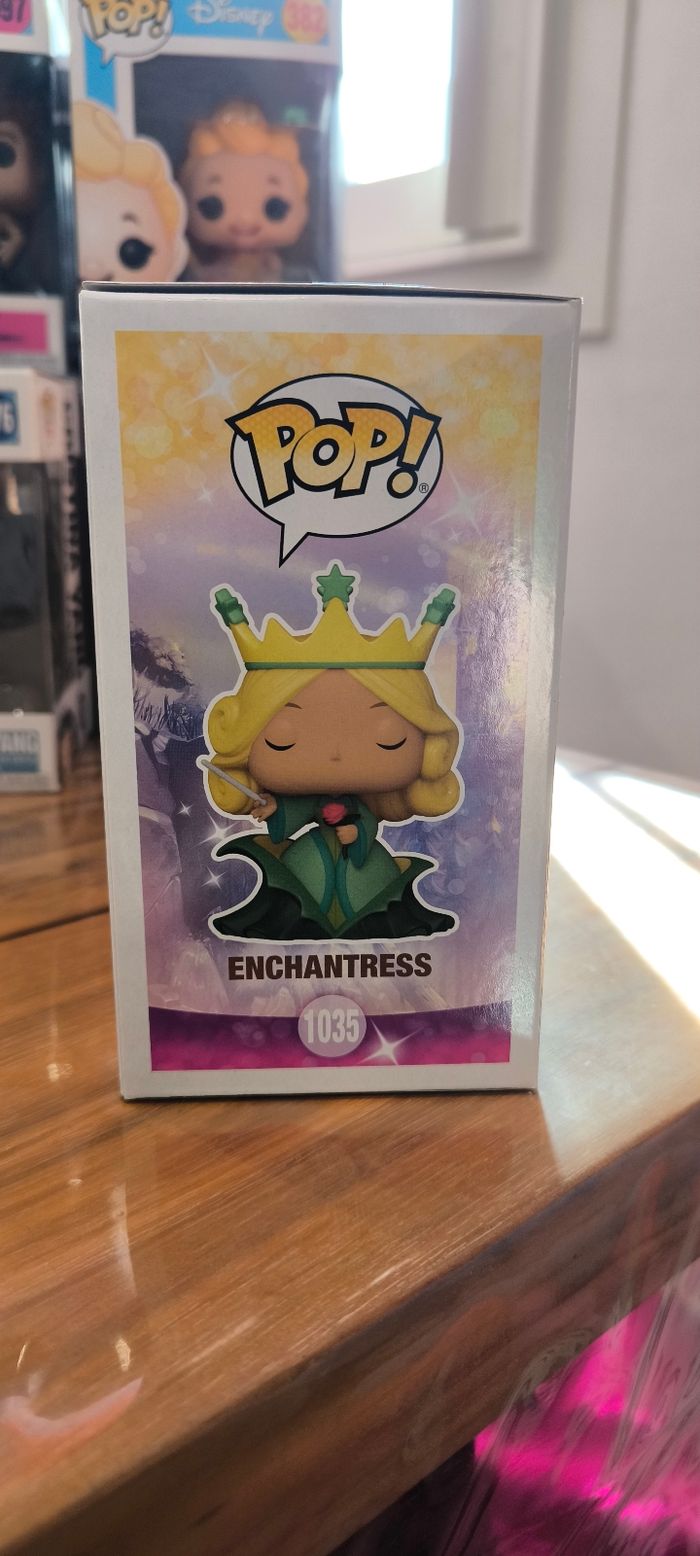 Funko pop enchantress 1035 la belle et la bête - photo numéro 4