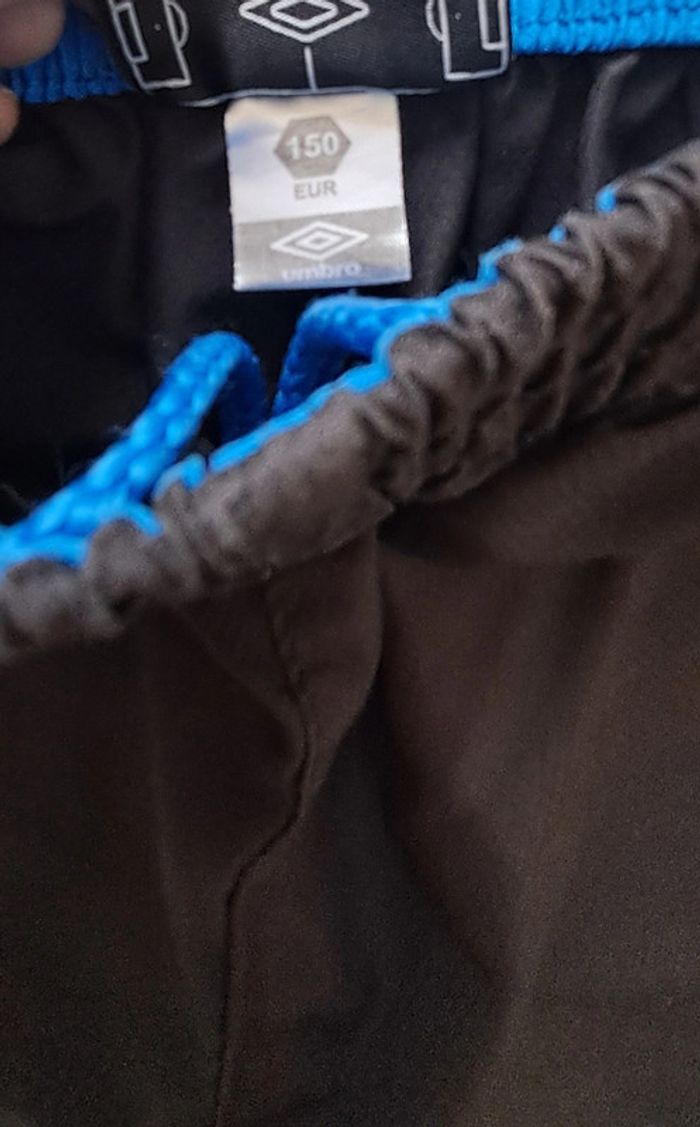 Short de sport Umbro - photo numéro 3