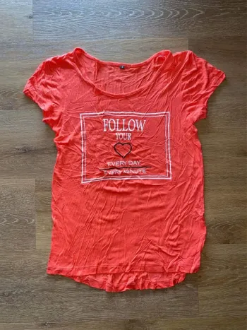 t-shirt s