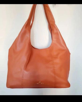 Sac fourre tout simili cuir style vintage.
