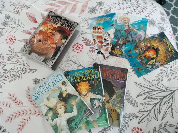The promised neverland intégrale / complète + un roman - photo numéro 5