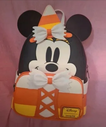 Loungefly Halloween 🎃 minnie