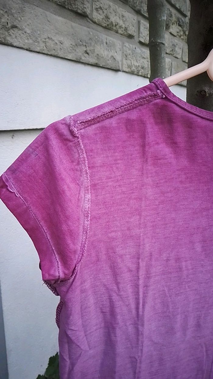 Tee-shirt imprimé couleur rose foncé - photo numéro 9