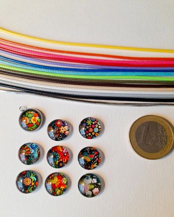 Créez votre collier fleuri 2 achetés 1 pendentif offert