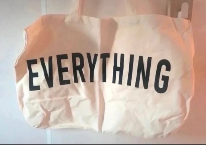 Grand sac fourre tout / tote bag NEUF couleurs crème et noir no - photo numéro 2