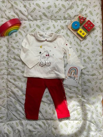 ensemble teeshirt manches longues blanc et pantalon en velours rouge 12 mois petit bateau