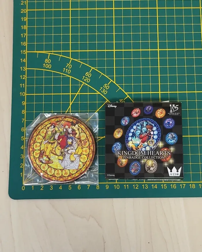 Badge Kingdom Hearts vitrail - photo numéro 4