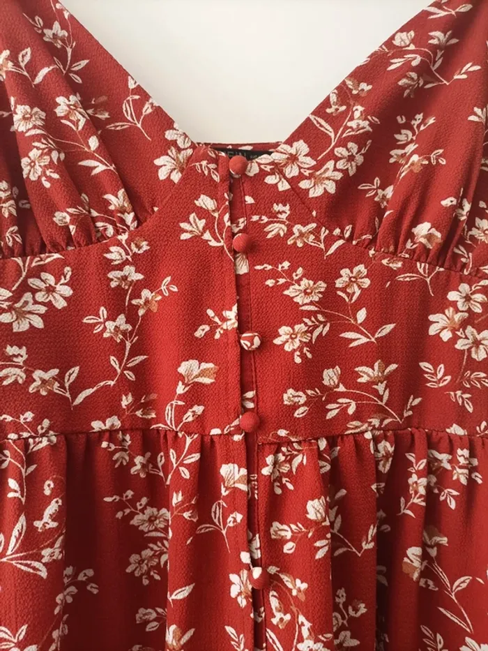 Robe légère rouge - photo numéro 2