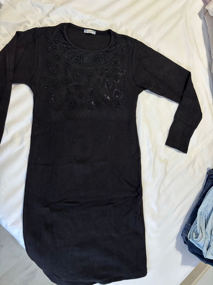 Petite robe noire - photo numéro 4