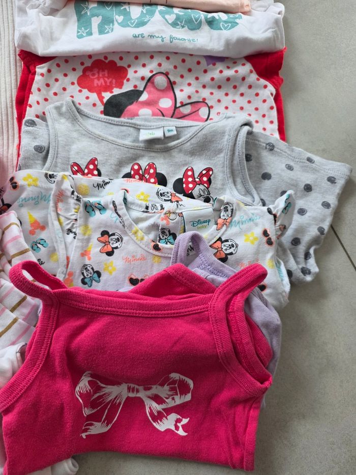 Lot vêtements bébé 9mois - photo numéro 2