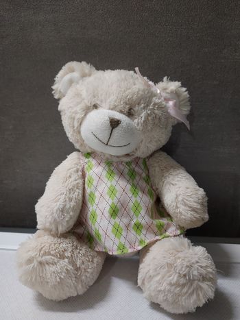 Ourson en peluche avec hochet 🧸