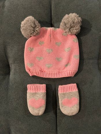 Ensemble bonnet et moufles