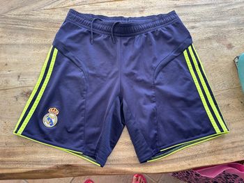 Short adidas réal de Madrid taille m